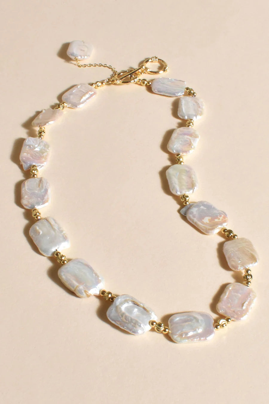 SORRENTO OBLONG PEARL NECKLACE